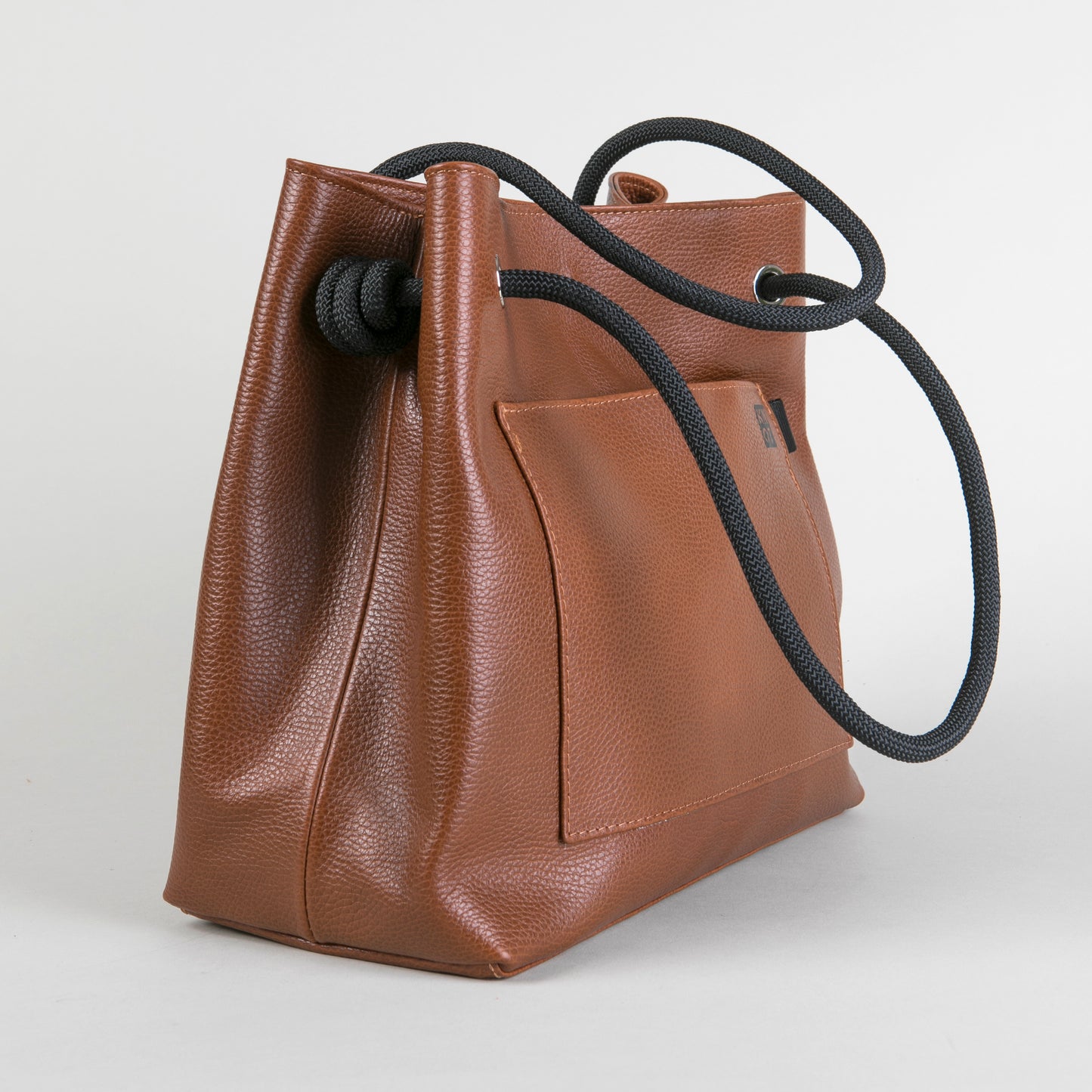 TEENKNOT / Totebag / Tabaco / Negro