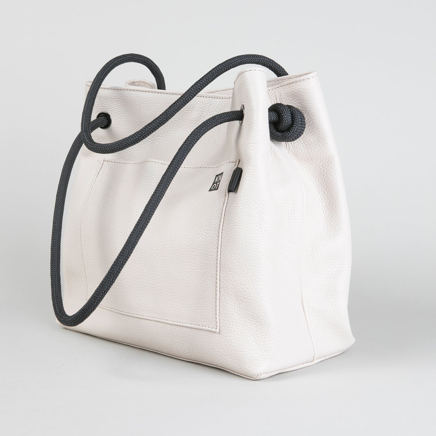 TEENKNOT / Totebag / Arena / Negro