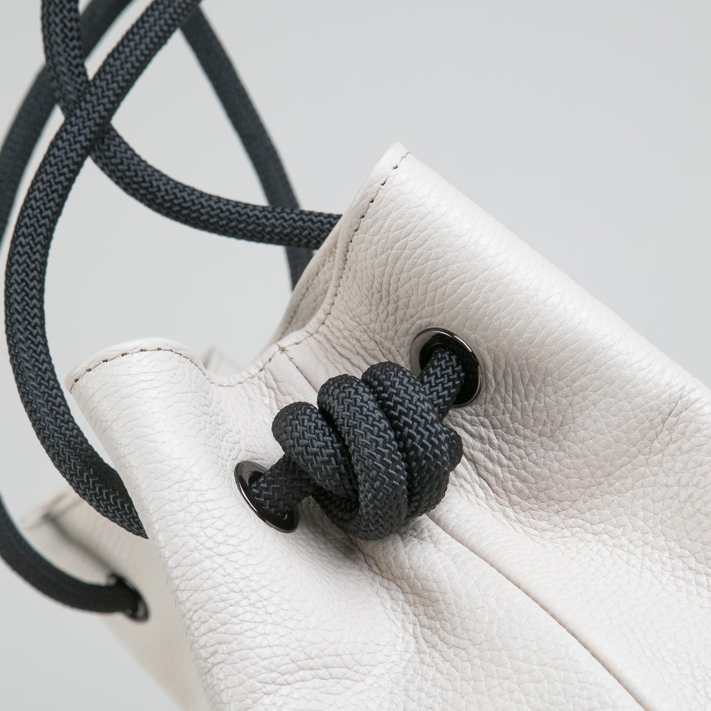 TEENKNOT / Totebag / Arena / Negro
