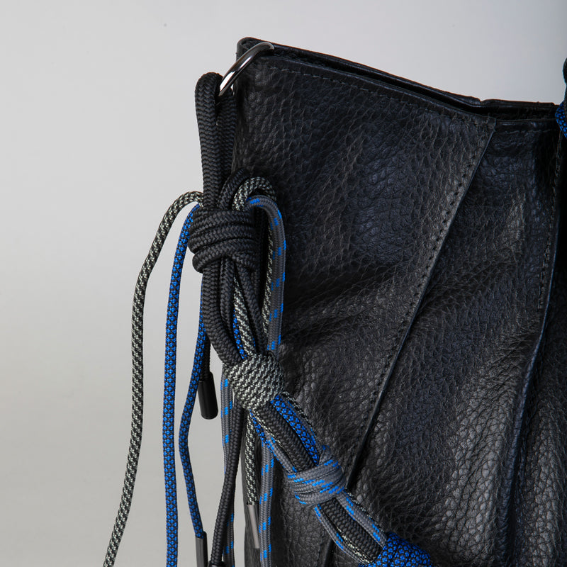 KLIPKNOT / Totebag / Negro / Azul