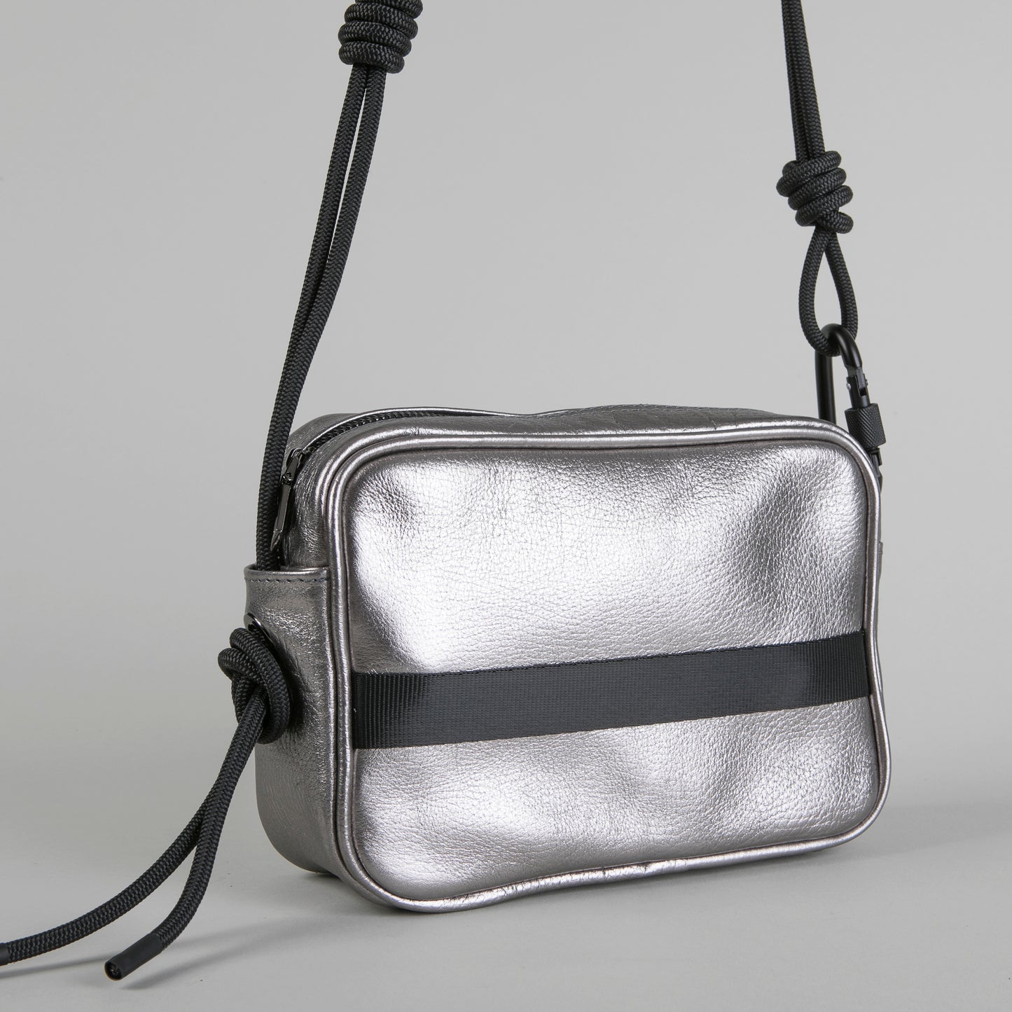 MINIKNOT / Bandolera / Plateado / Negro
