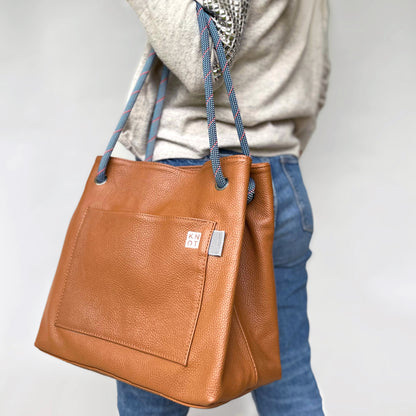 TEENKNOT / Totebag / Camel / Azul