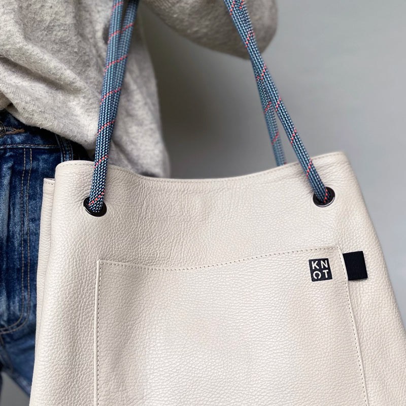 TEENKNOT / Totebag / Arena / Azul