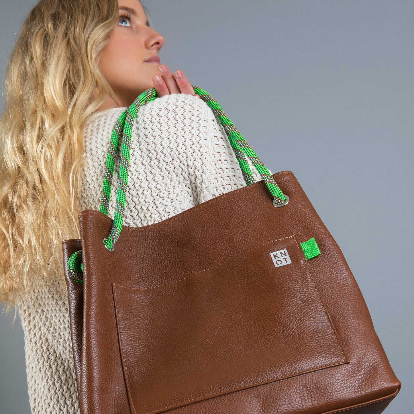 TEENKNOT / Totebag / Tabaco / Verde