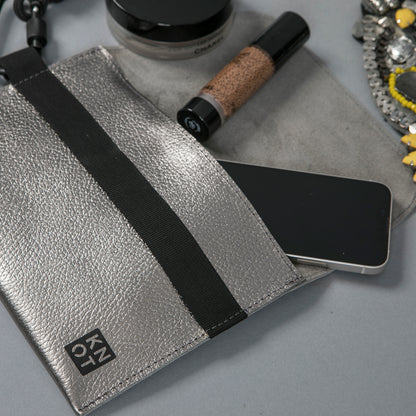 HANDKNOT / Sobre / Plateado / Negro