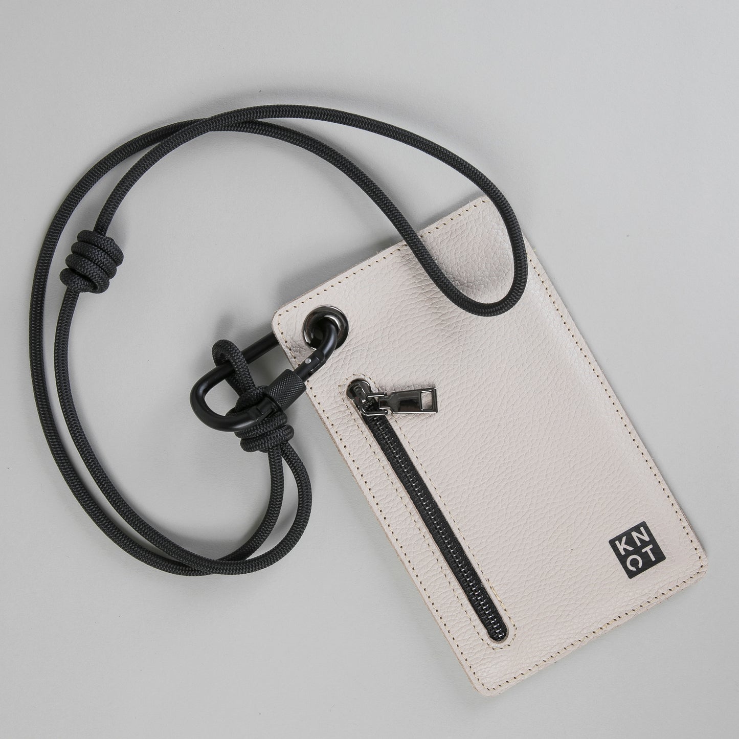 BBKNOT / Portacelular / Arena / Negro