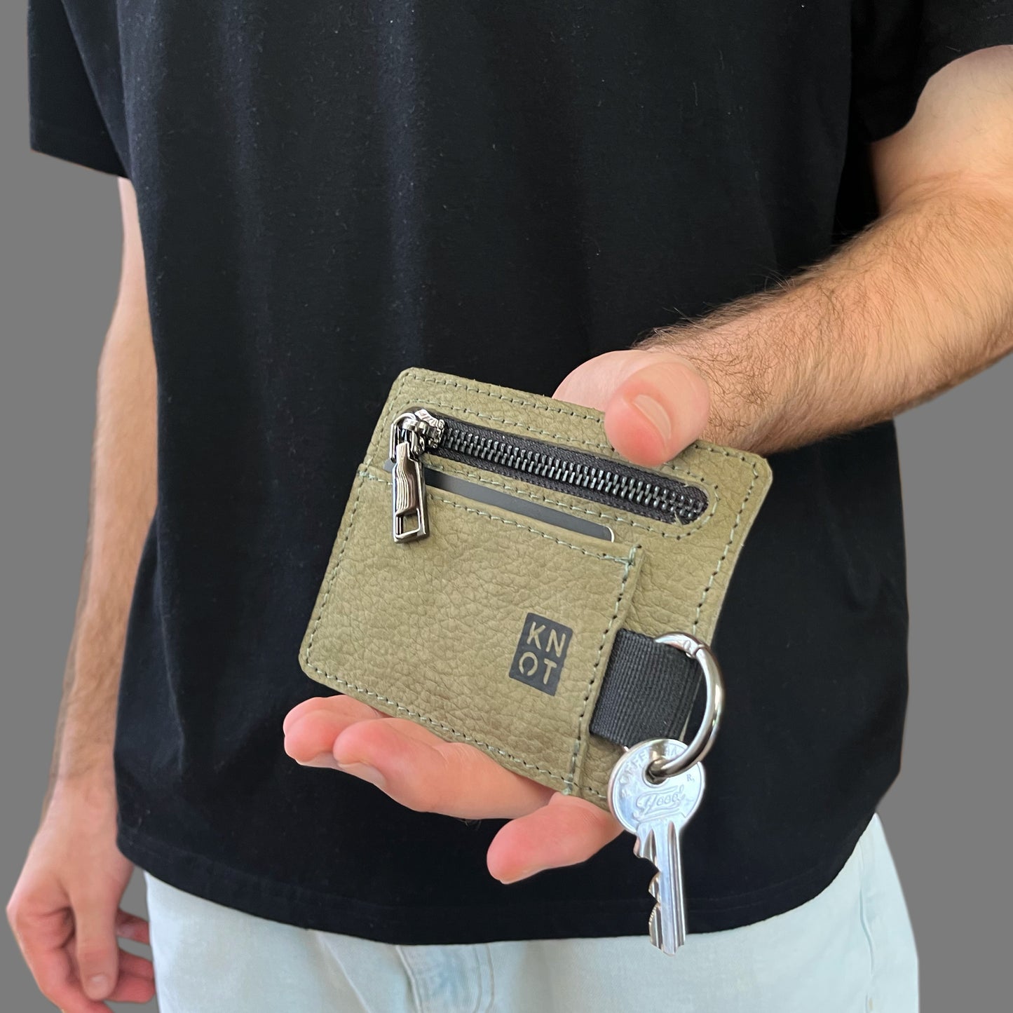BASIKNOT / Tarjetero-monedero / Verde Militar / Negro